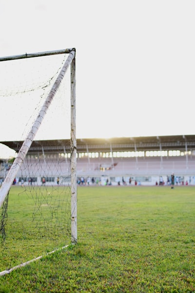 متى موعد قرعة دوري أبطال أوروبا 2025 دور 16؟